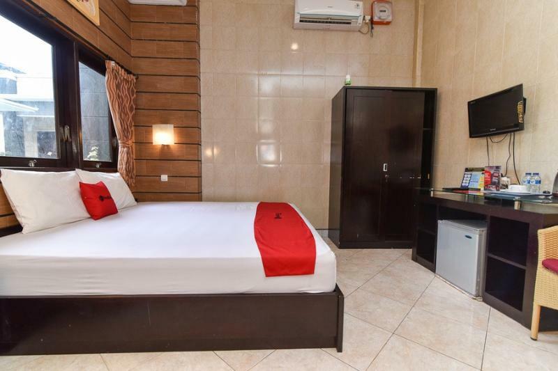 Reddoorz @ Kedonganan Jimbaran Hotel Exterior photo